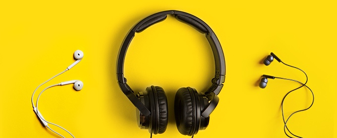 blogTitle-ecom-podcasts_die_sie_hoeren_sollten